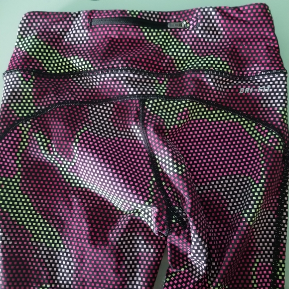 Nike Epic Run Lux Rights - Picture 4 of 6